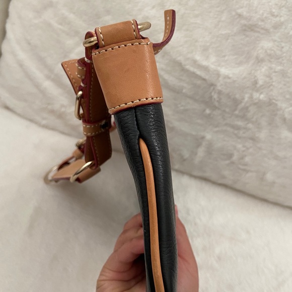 Dooney & Bourke bag - Picture 7 of 11